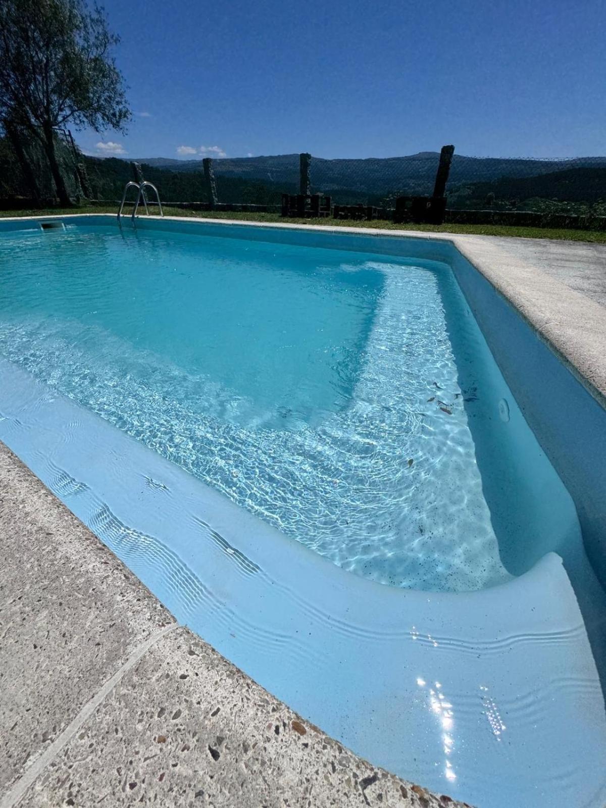 Casa 2 Habitaciones Con Piscina Y Cenador Al Aire Libre Pontevedra Luaran gambar